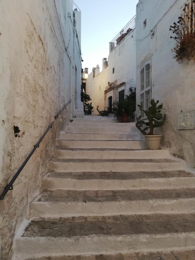 V&M Suite Con Jacuzzi Ostuni Exterior foto